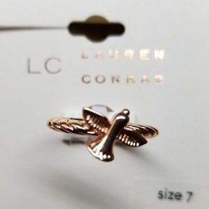 NWT fashion bird ring
